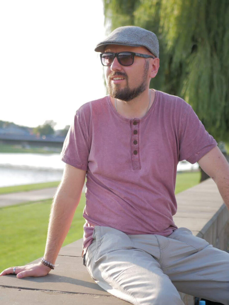 Daniel Kapulla Portrait outdoor